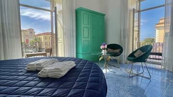 Exclusive Double Room, 1 King Bed, Non Smoking, Sea View | Hypo-allergenic bedding, down duvets, memory-foam beds, minibar