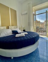 Exclusive Double Room, 1 King Bed, Non Smoking, Sea View | Hypo-allergenic bedding, down duvets, memory-foam beds, minibar