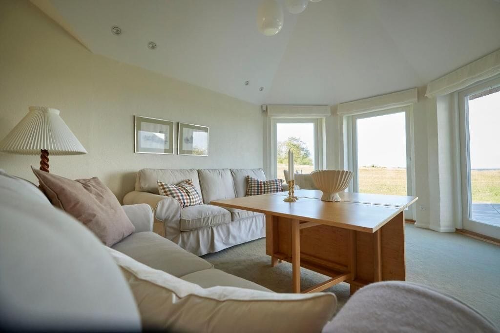 Deluxe Suite, Ocean View | Desk, laptop workspace, iron/ironing board, free WiFi