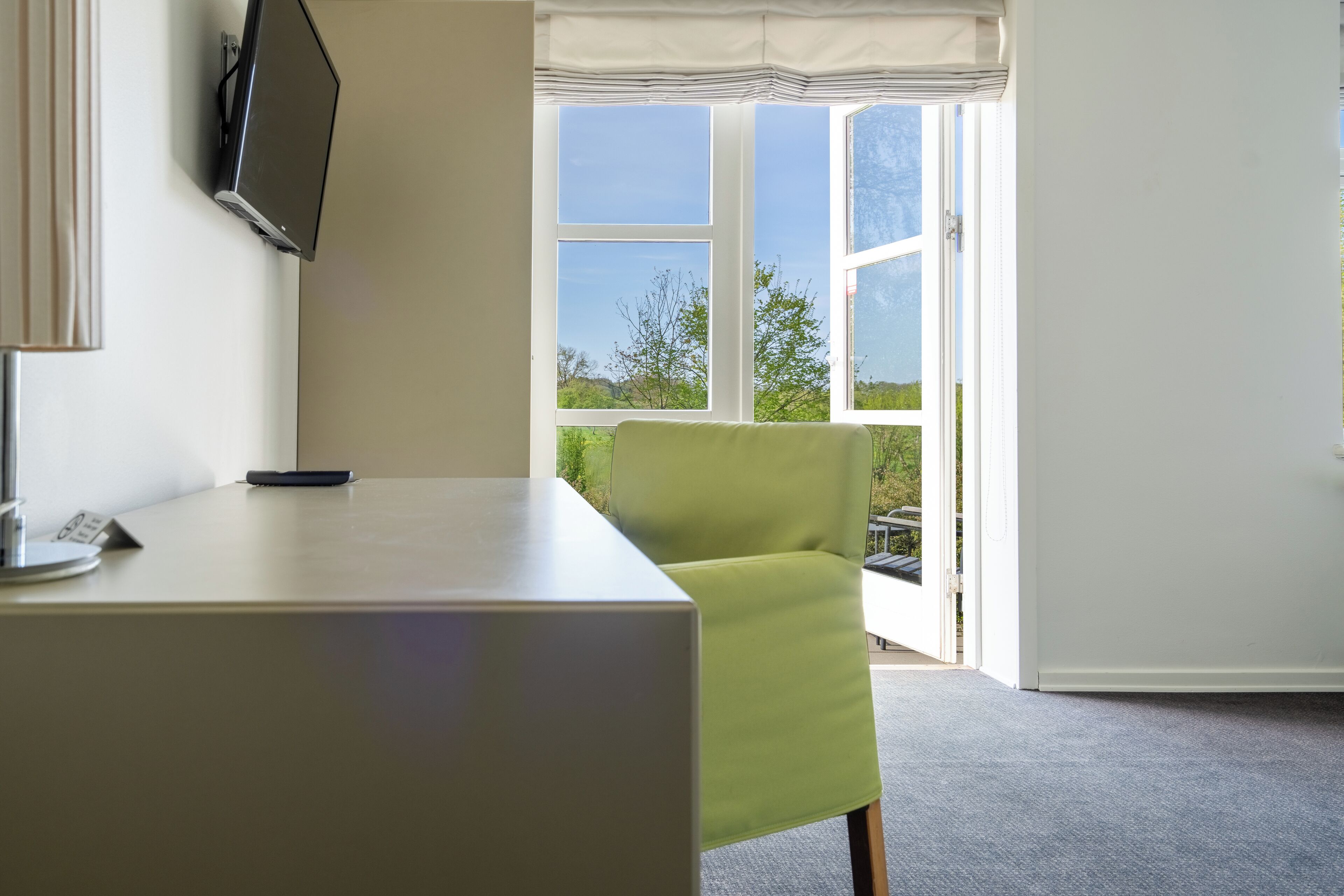 Basic Double Room, 1 Double Bed | Desk, laptop workspace, iron/ironing board, free WiFi