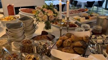 Desayuno buffet incluido todos los días