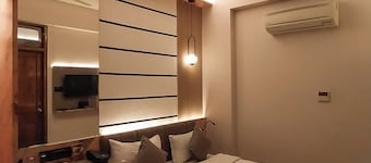 Hotel Prabhat