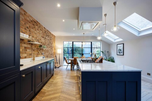 A Vision in Blue, by Veeve