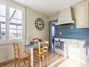 Kühlschrank, Mikrowelle, Geschirrspüler
