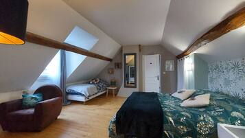 4 Schlafzimmer, Schreibtisch, kostenloses WLAN