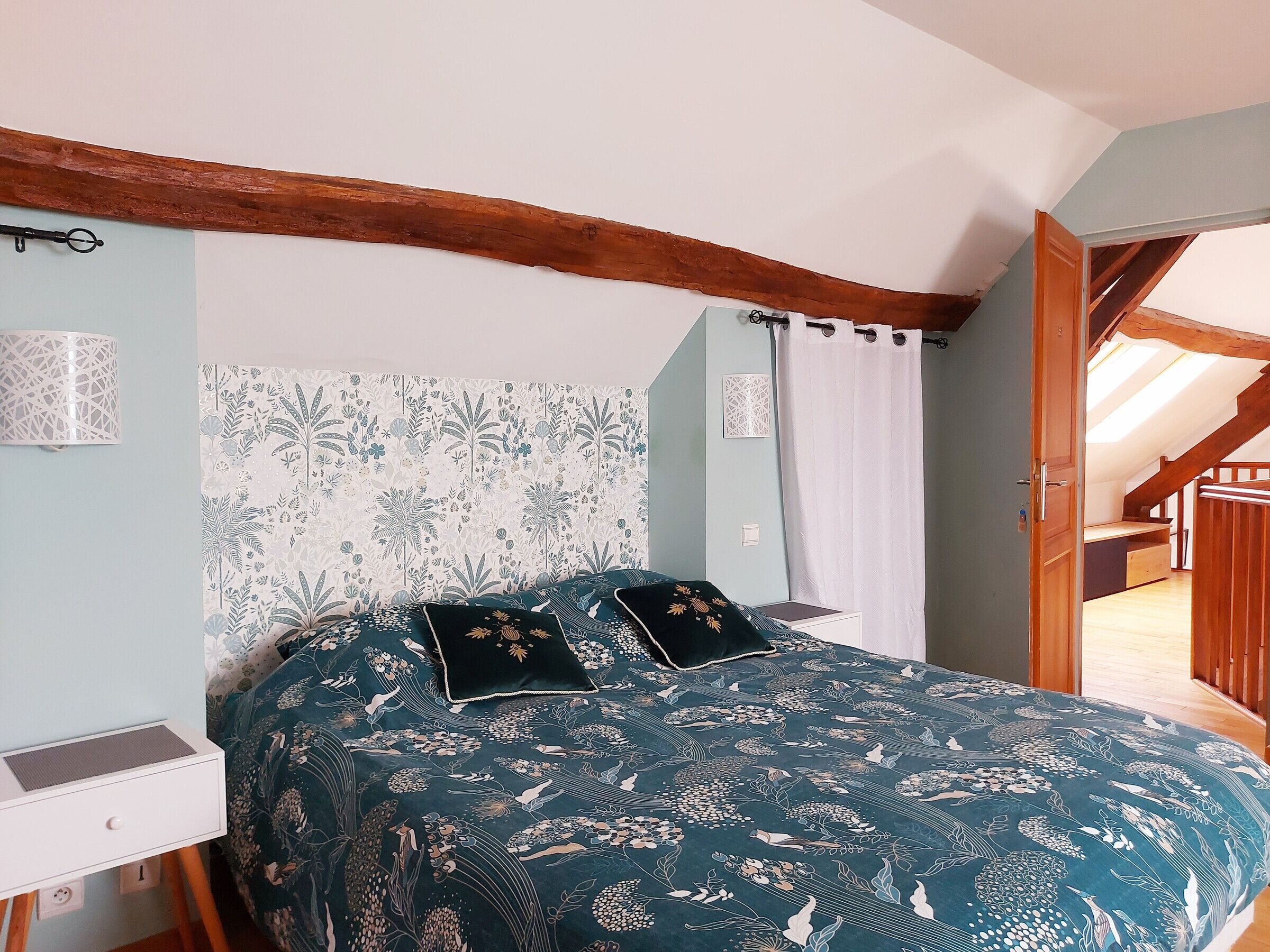 4 slaapkamers, een bureau, gratis wifi, beddengoed