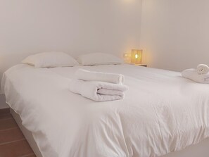 2 chambres, accès au Wi-Fi (inclus)