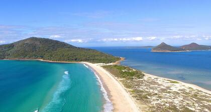 The Pawsome Getaway - Pet Friendly