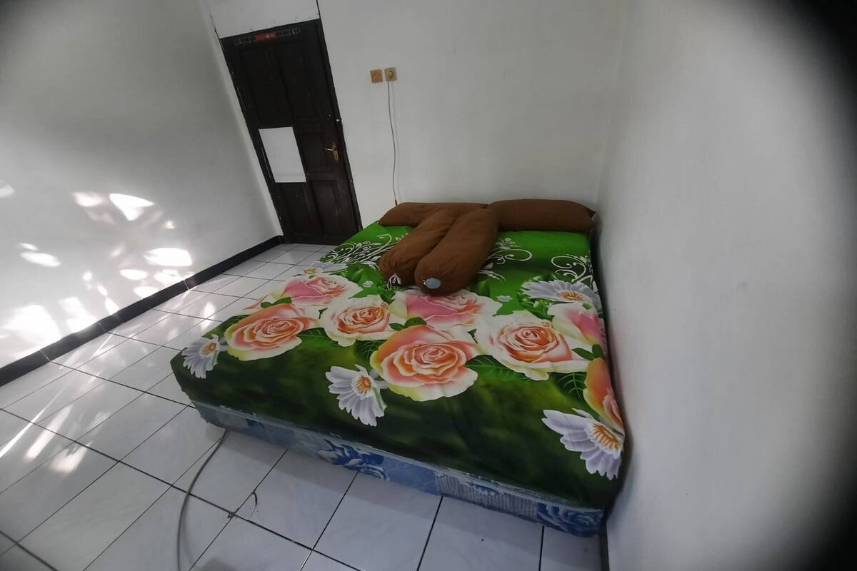 Habitación básica doble | Wifi gratis y ropa de cama