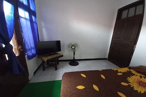 Habitación básica doble | Wifi gratis y ropa de cama