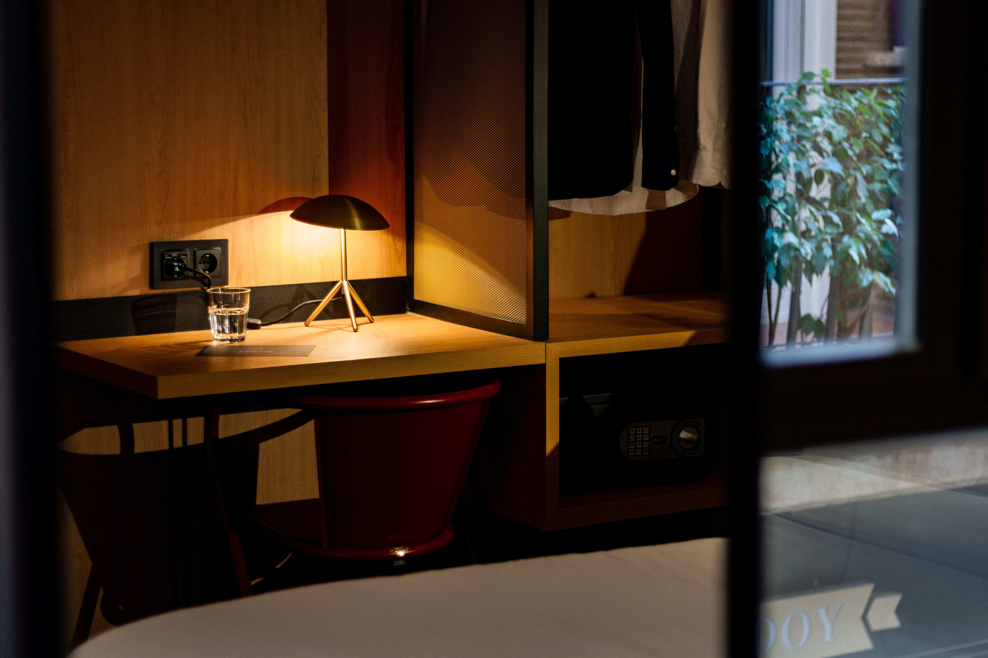 Photo - Letoh Letoh Sevilla