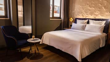 Superior Double Room | 1 bedroom, premium bedding, down comforters, in-room safe