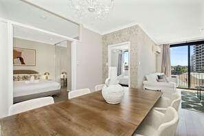 3 soverom, strykejern/-brett, wi-fi (inkludert) og sengetøy