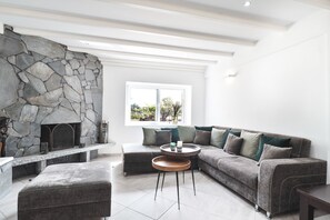 Living area - Moute House by Corfuescapes (Corfu)