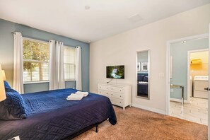 6 bedrooms, iron/ironing board, travel cot, WiFi