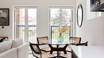 Apartment (2 Bedrooms) | Exterior