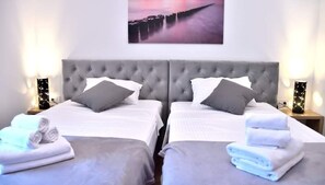 5 Schlafzimmer, Bügeleisen/Bügelbrett, Reisekinderbett, kostenloses WLAN