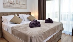 5 bedrooms, iron/ironing board, travel cot, free WiFi - Holliday home Villa Paola, Croatia-Zadar (Polaca)