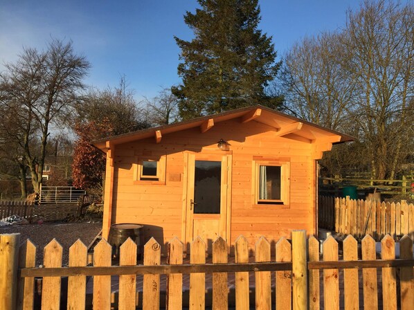 Cabin | Exterior