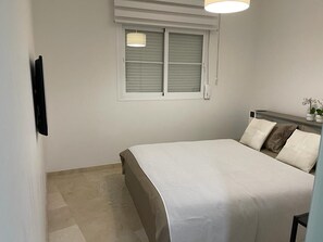 2 bedrooms, in-room safe, iron/ironing board, travel cot - Magnifique,et Luxueux Appartement en Top Résidence à Benalmadena (Benalmádena)