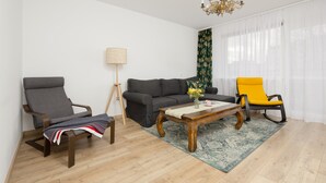 Living area - Unique Apartment in Gdynia by Renters (Gdynia)