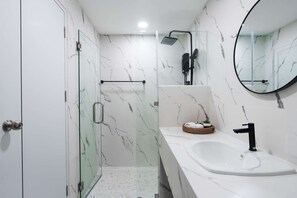 Hair dryer, bidet, towels