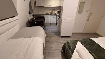 Huoneisto | 2 makuuhuonetta, silitysrauta/-lauta, ilmainen Wi-Fi, vuodevaatteet