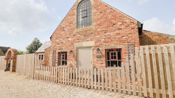 Cottage | Front of property