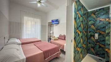 Superior Quadruple Room | Free WiFi