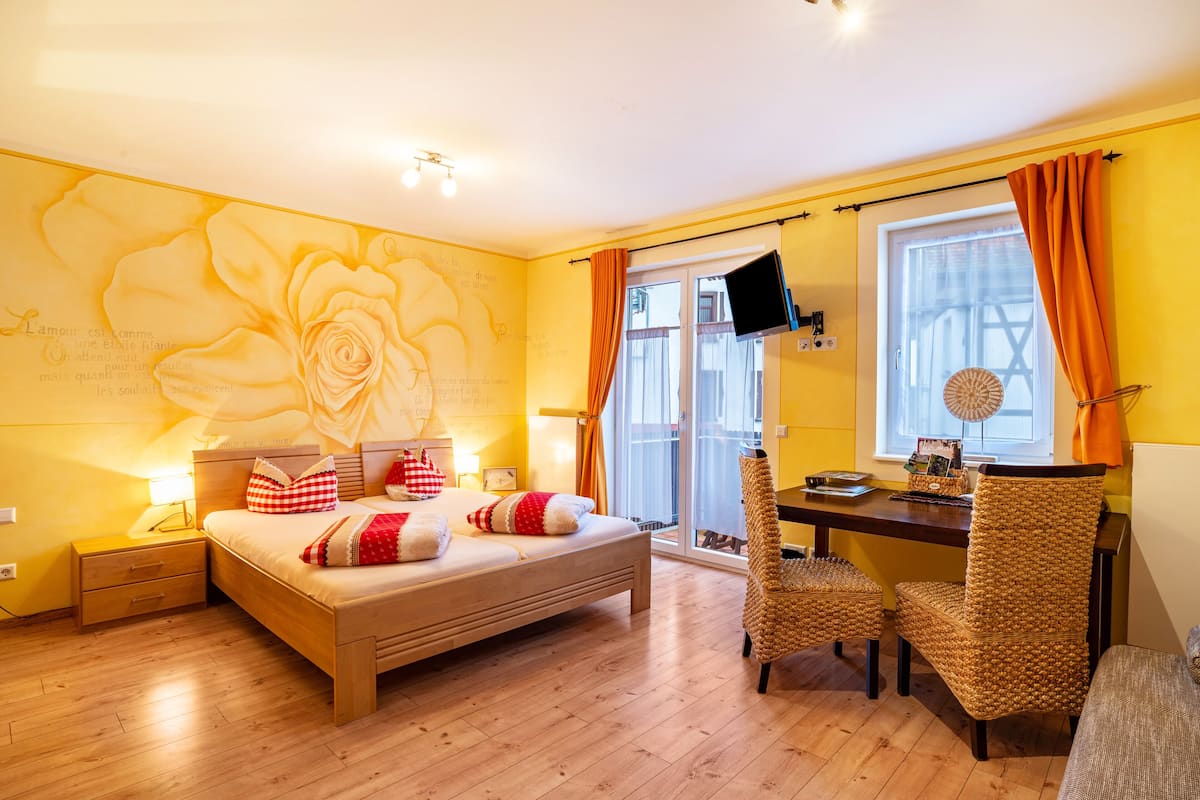 Comfort Apartment (A2) | 1 bedroom, individually decorated, individually furnished, desk