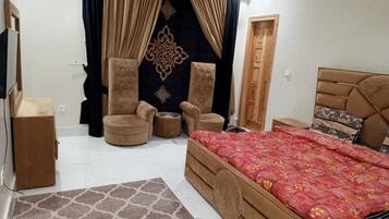 Deluxe Double Room | 1 bedroom, free WiFi, bed sheets