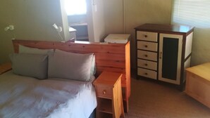 Room - Inviting 1-bed Cottage in Underberg (Underberg)