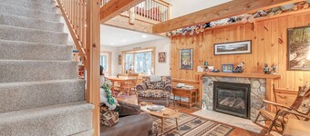 The Lazy Bear | 2 Bed, 2 Bath