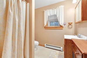 Hair dryer, towels