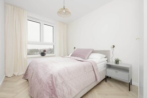 1 多间卧室、熨斗/熨衣板、WiFi、床单