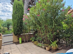 Property grounds - Joli Appartement Près de la mer (Sainte-Maxime)