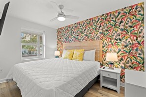 1 bedroom, iron/ironing board, WiFi, bed sheets - TreeHouse Lodge, Walk to Beach, Pet-Friendly 305 (North Myrtle Beach)