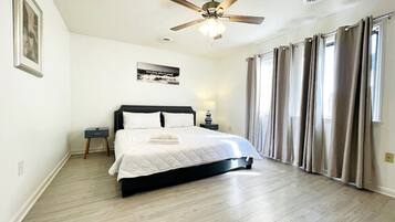3 bedrooms, iron/ironing board, WiFi, bed sheets