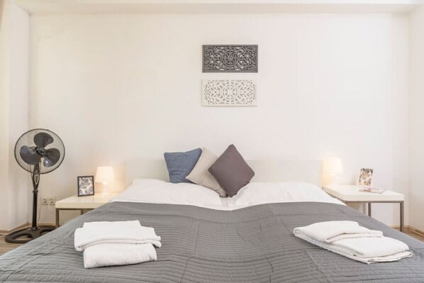 1 bedroom, desk, iron/ironing board, travel cot
