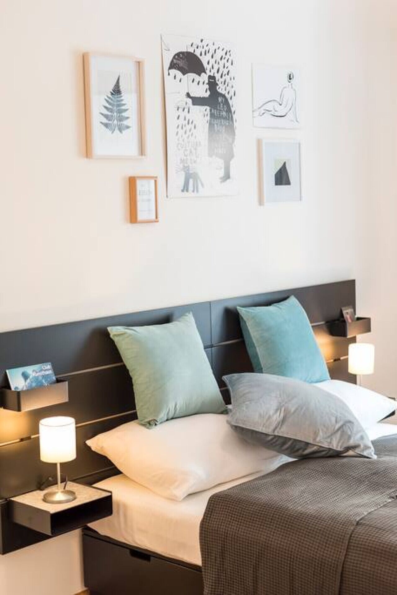 1 Schlafzimmer, Schreibtisch, Bügeleisen/Bügelbrett, Reisekinderbett