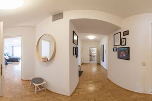 Interior - Family Stay Near Kunsthaus Graz | Sleeps 6 (Graz)