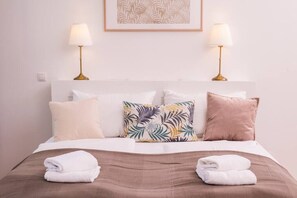 Desk, iron/ironing board, WiFi, bed sheets - Heart of Ottakring in Vienna (Vienna)