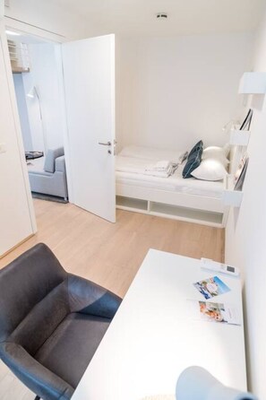 2 Schlafzimmer, Schreibtisch, Bügeleisen/Bügelbrett, WLAN