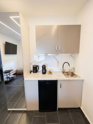 Superior Double Room | Private kitchen