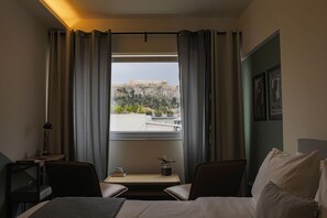 Deluxe Studio, 1 King Bed, Non Smoking (504) | Down comforters, in-room safe, blackout drapes, soundproofing - Elite Ermou Suites (Athens)