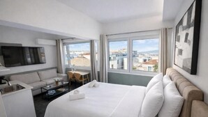 Athenian Luxe Superior Suite with Acropolis & Lycabettus view