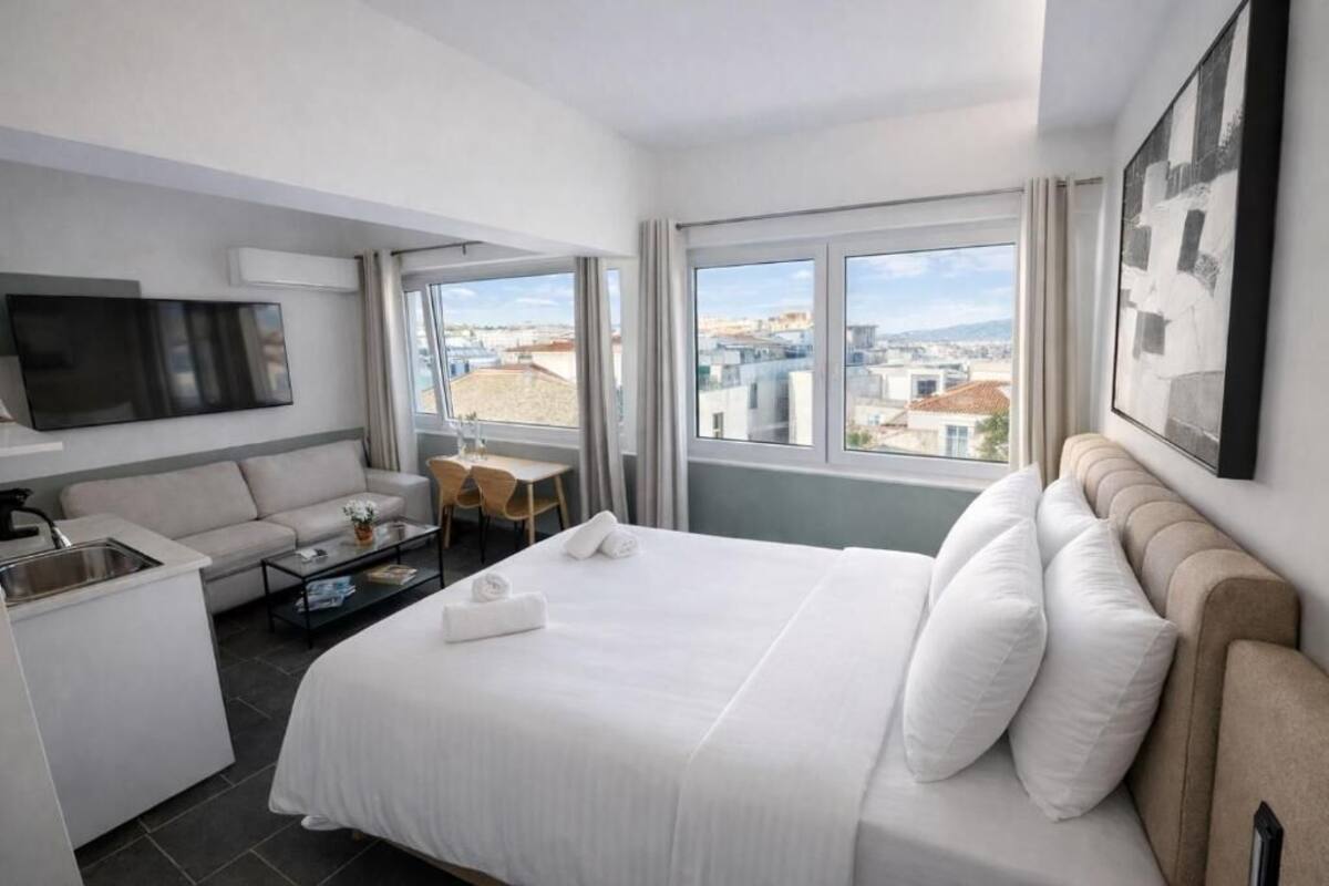 Athenian Luxe Superior Suite with Acropolis & Lycabettus view | Down comforters, in-room safe, blackout drapes, soundproofing