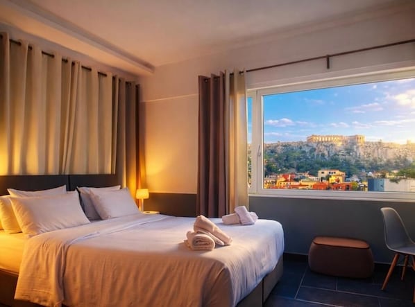 Elite Suite, 1 King Bed, Non Smoking (502) | Bathroom | Shower, rainfall showerhead, free toiletries, hair dryer