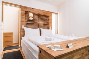 1 多间卧室、办公桌、熨斗/熨衣板、WiFi