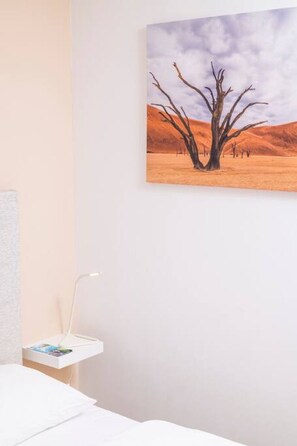 1 bedroom, desk, iron/ironing board, WiFi